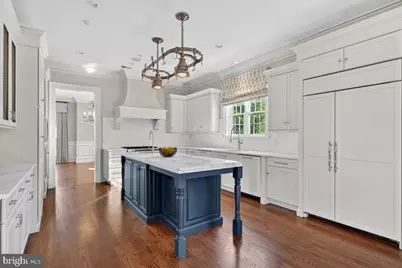 1935 Foxview Circle NW, Washington, DC 20007 - Photo 9