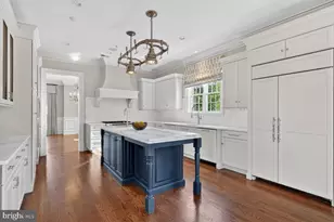 1935 Foxview Circle NW, Washington, DC 20007 - Photo 9