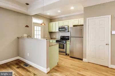 1917 Lincoln Road NE, Washington, DC 20002 - Photo 9