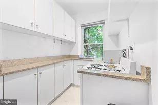 2130 N St NW, Washington, DC 20037 - Photo 9
