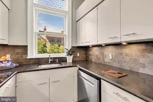 1740 New Hampshire Ave NW, Washington, DC 20009 - Photo 9