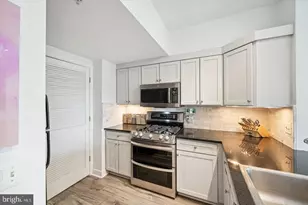 631 D Street NW, Washington, DC 20004 - Photo 7