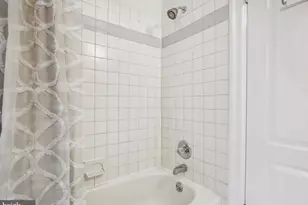 1730 New Hampshire Ave NW, Washington, DC 20009 - Photo 11
