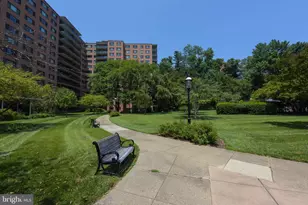 4201 Cathedral Ave NW, Washington, DC 20016 - Photo 33