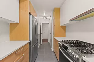 4201 Cathedral Ave NW, Washington, DC 20016 - Photo 13