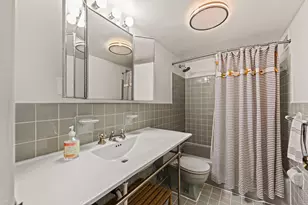 4201 Cathedral Ave NW, Washington, DC 20016 - Photo 21