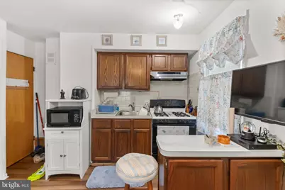 805 50th Place NE, Washington, DC 20019 - Photo 9
