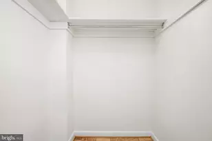 4201 Cathedral Ave NW, Washington, DC 20016 - Photo 31