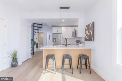 1012 17th Place NE #SEVEN, Washington, DC 20002 - Photo 5