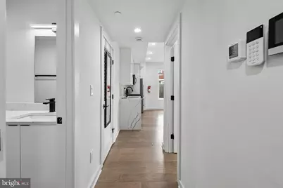 1019 17th Place NE #103, Washington, DC 20002 - Photo 3