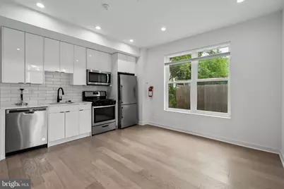 1019 17th Place NE #103, Washington, DC 20002 - Photo 5