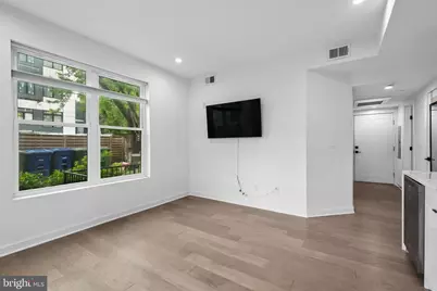 1019 17th Place NE #103, Washington, DC 20002 - Photo 9