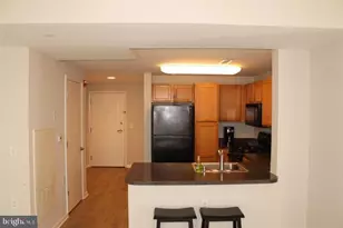 350 G St SW, Washington, DC 20024 - Photo 3