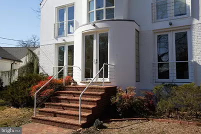 4527 Q Place NW, Washington, DC 20007 - Photo 5