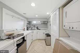 3357 Stuyvesant Pl NW, Washington, DC 20015 - Photo 29