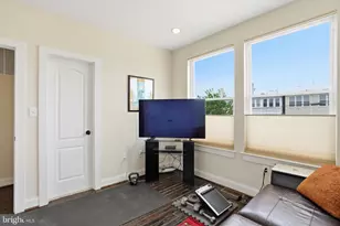 813 Delafield Pl NW, Washington, DC 20011 - Photo 17
