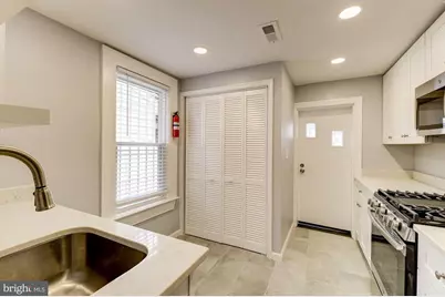 1914 10th Street NW, Washington, DC 20001 - Photo 7