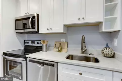 1015 T Street NW #A, Washington, DC 20001 - Photo 7