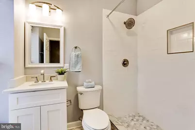 1015 T Street NW #A, Washington, DC 20001 - Photo 17