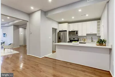 1015 T Street NW #A, Washington, DC 20001 - Photo 9
