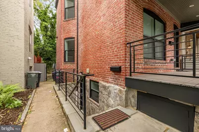 760 Gresham Place NW, Washington, DC 20001 - Photo 3