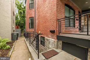 760 Gresham Pl NW, Washington, DC 20001 - Photo 3