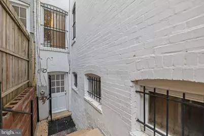 916 Shepherd Street NW, Washington, DC 20011 - Photo 49