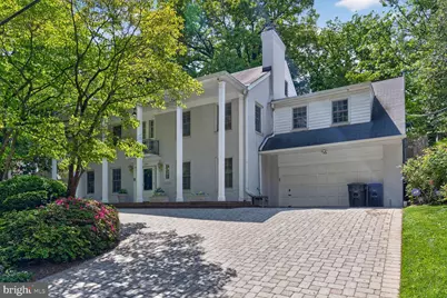 2260 48th Street NW, Washington, DC 20007 - Photo 3