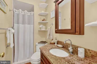2260 48th Street NW, Washington, DC 20007 - Photo 9