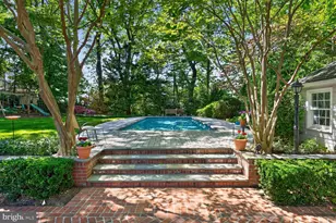 2260 48th St NW, Washington, DC 20007 - Photo 39