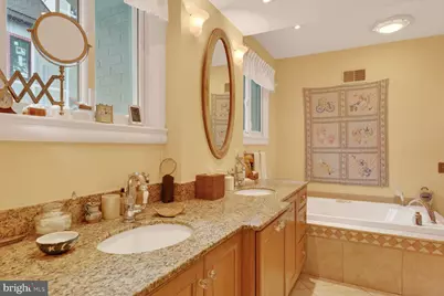 2260 48th Street NW, Washington, DC 20007 - Photo 29