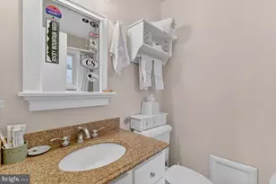 2260 48th St NW, Washington, DC 20007 - Photo 31