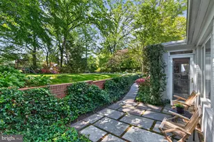 2260 48th St NW, Washington, DC 20007 - Photo 43