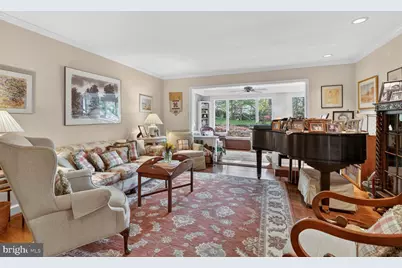 2260 48th Street NW, Washington, DC 20007 - Photo 13