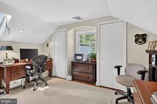 2260 48th St NW, Washington, DC 20007 - Photo 33