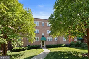 1627 Massachusetts Ave SE, Washington, DC 20003 - Photo 3