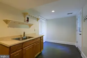 1123 7th St NE, Washington, DC 20002 - Photo 41