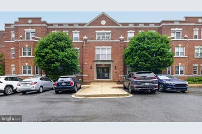 3611 38th Street NW #305, Washington, DC 20016 - Photo 1
