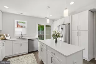 4608 Bass Pl SE, Washington, DC 20019 - Photo 5
