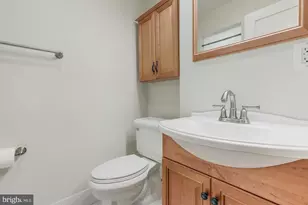 3220 17th St NW, Washington, DC 20010 - Photo 21