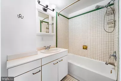 2114 N Street NW #25, Washington, DC 20037 - Photo 23