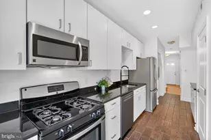 308 Emerson St NW, Washington, DC 20011 - Photo 9
