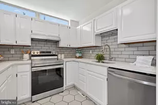 385 O St SW, Washington, DC 20024 - Photo 9
