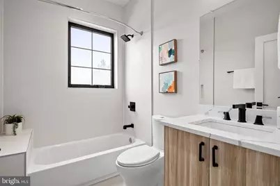 330 16th Street SE #2, Washington, DC 20003 - Photo 25