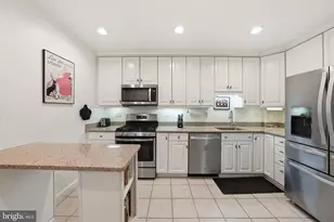 4100 Cathedral Ave NW, Washington, DC 20016 - Photo 13