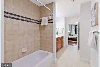 400 Massachusetts Avenue NW #803, Washington, DC 20001 - Photo 19