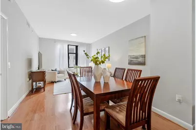400 Massachusetts Avenue NW #803, Washington, DC 20001 - Photo 5