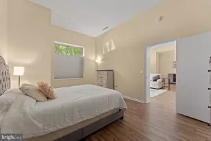 355 I Street SW, Washington, DC 20024 - Photo 17
