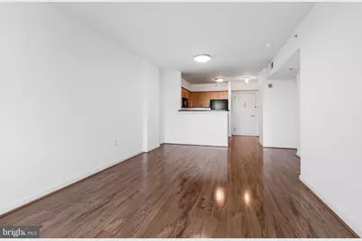 1000 New Jersey Avenue SE #321, Washington, DC 20003 - Photo 5