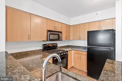 1000 New Jersey Avenue SE #321, Washington, DC 20003 - Photo 7